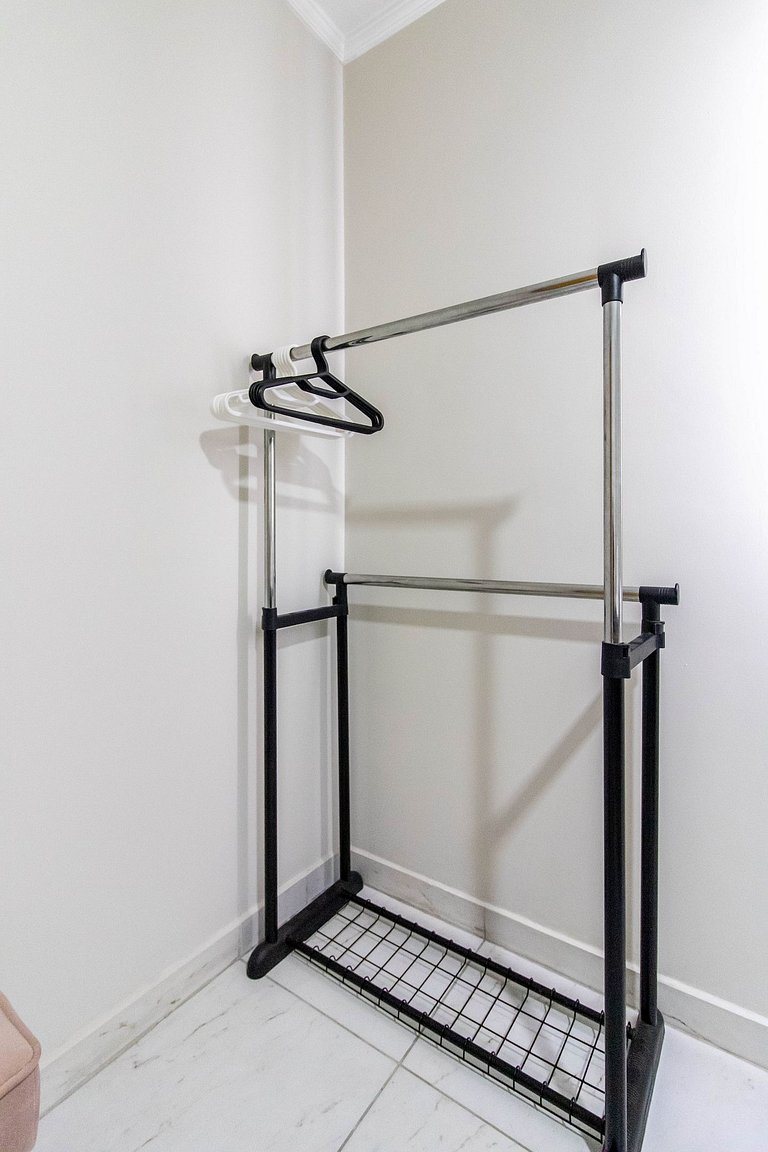 Apartamento aconchegante 0682 · 2 quartos + vaga · Shopping