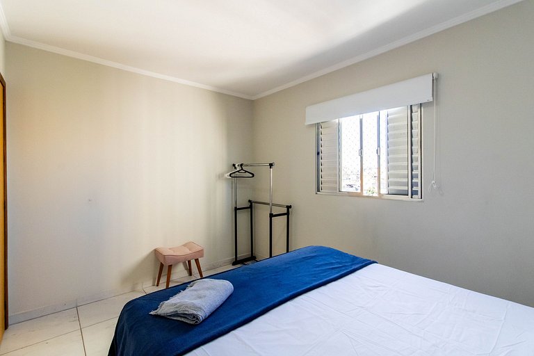 Apartamento aconchegante 0682 · 2 quartos + vaga · Shopping