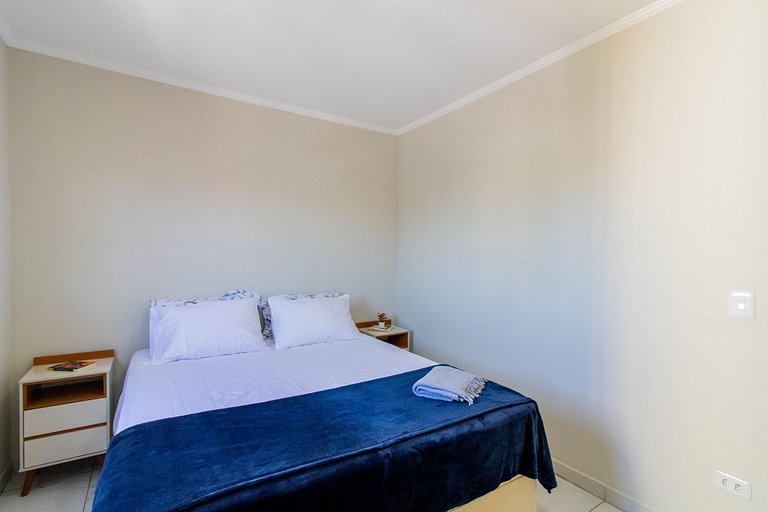 Apartamento aconchegante 0682 · 2 quartos + vaga · Shopping