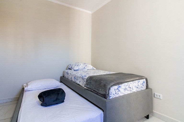 Apartamento aconchegante 0682 · 2 quartos + vaga · Shopping