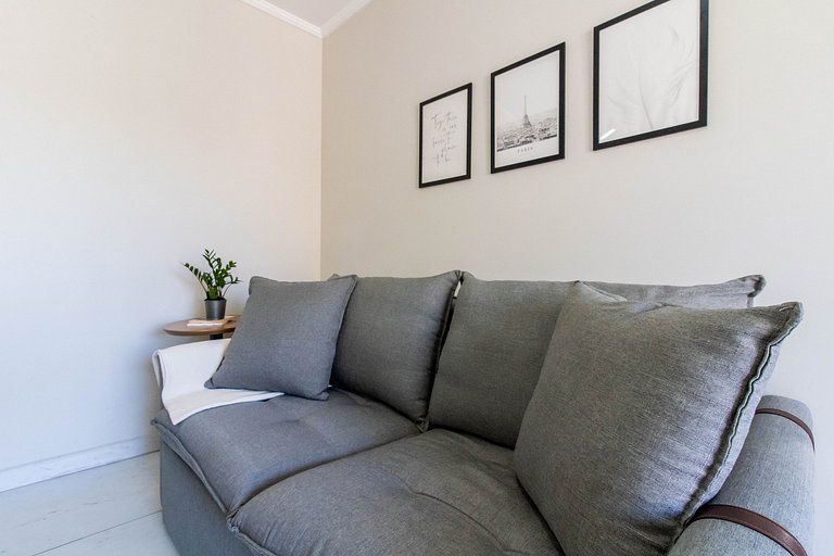 Apartamento aconchegante 0682 · 2 quartos + vaga · Shopping
