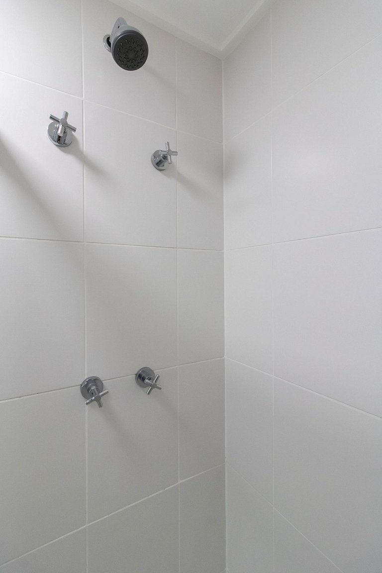 Beautiful Studio 011112 Vaga + Shopping + Ar