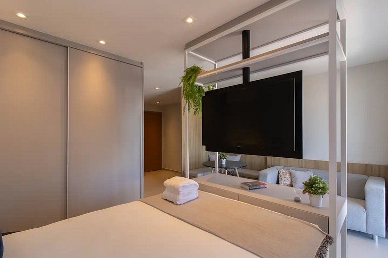 Avenue Studio 032207 · Vaga + Shopping + Academia