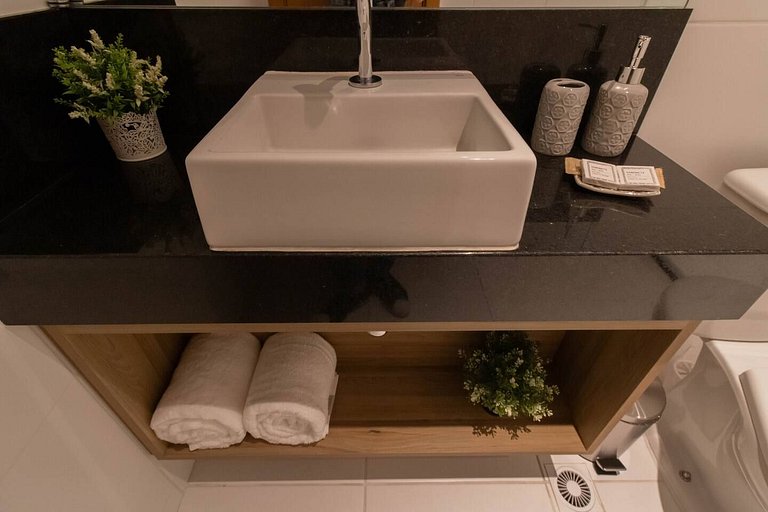 Avenue Studio 032207 · Vaga + Shopping + Academia