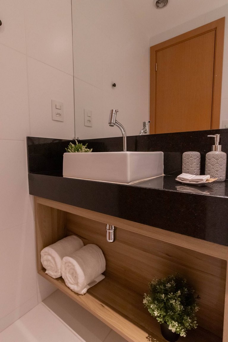 Avenue Studio 032207 · Vaga + Shopping + Academia